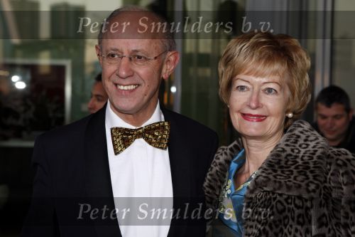 Rotterdam 16 december 2007
premiere Evita in het nieuwe Luxor theater. Paul Nouwen met vriendin
