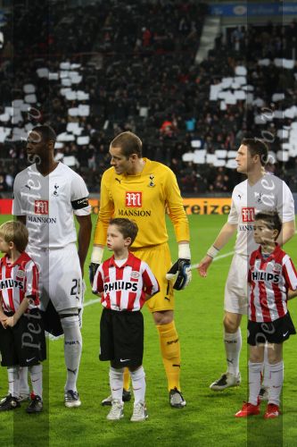 Eindhoven, 12 Maart 2008
UEFA 1/8 finale PSV-Tottenham Hotspur FC, eindstand 0-1
PSV wint na verlenging en straschoppen met 6-5 en gaat door naar de 1/4 FinalePaul Robinson met naast hem Ledley King en Robbie Keane