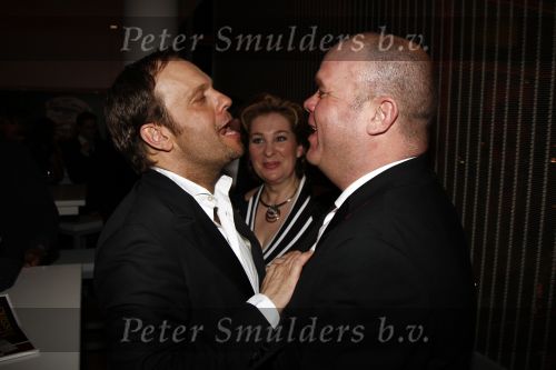 Rotterdam 20 april 2008
Premiere Les Miserables in het nieuwe luxor . Carlo Boszhard en Paul de Leeuw
Peter Smulders bv