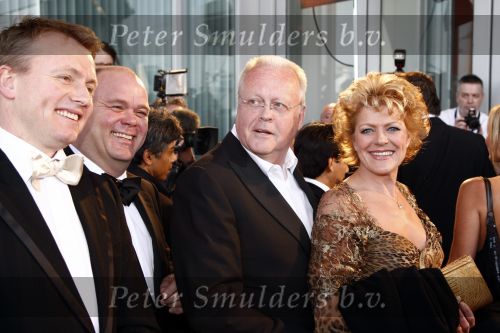 Rotterdam 20 april 2008
Premiere les Miserables  in het nieuwe Luxor theater. Paul de Leeuw en Stefan Nugter en Simone Kleinsma met Guus Verstraten
Peter Smulders bv