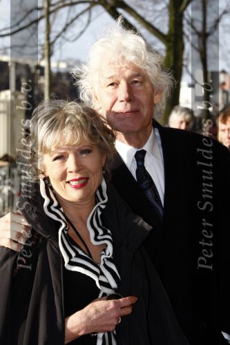 Amsterdam 1 februari 2008
Feest koningin Beatrix en Prinses Margriet voor hun 70e en 65e verjaardag in Carre.
Paul v Vliet met zijn vrouw