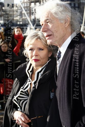 Amsterdam 1 februari 2008
Feest koningin Beatrix en Prinses Margriet voor hun 70e en 65e verjaardag in Carre.
Paul v Vliet met zijn vrouw