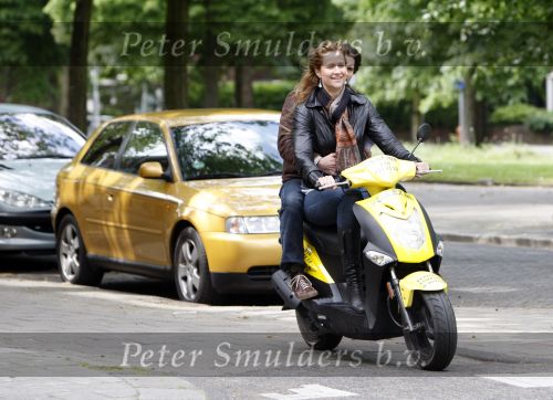 Amsterdam 18 mei 2008
Leco v Zadelhoff viert zijn 40e verjaardag met zijn vrienden in het hilton en ze maken een scooter rally door Amsterdam. 
Paulien Huizinga