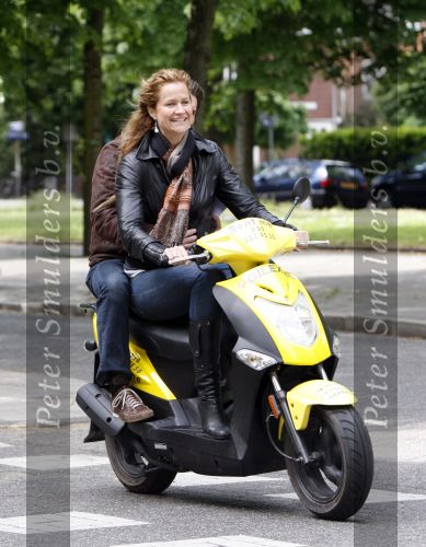 Amsterdam 18 mei 2008
Leco v Zadelhoff viert zijn 40e verjaardag met zijn vrienden in het hilton en ze maken een scooter rally door Amsterdam. 
Paulien Huizinga