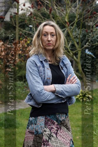 Hoorn 14 april 2009
Paulina de Greeuw in haar tuin. paulina is een ex vriendin van Martin Brozius.
Peter Smulders bv