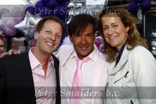 Amsterdam 27 april 2009
Feestje van Gerard Joling voor zijn 49e verjaardag bij cafe het Kalfje. Michiel Mol met Pauline Huizinga
Peter Smulders bv