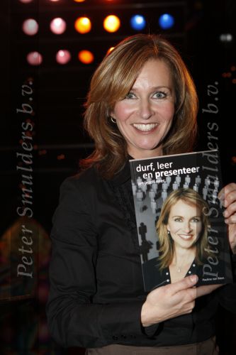 Amsterdam 19 december 2007
Presentatie boek Pauline v Aken in de smet studio\'s.