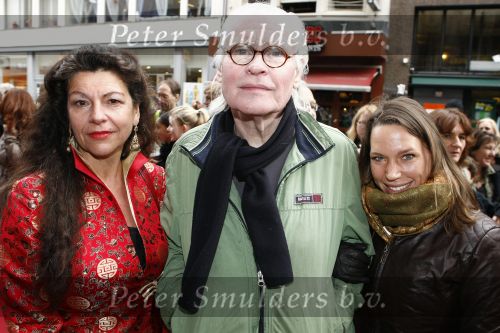 Amsterdam 5 april 2009
Premiere mijn vader is detective in Tuschinski. Peer Mascini met vrouw en dochter
Peter Smulders bv