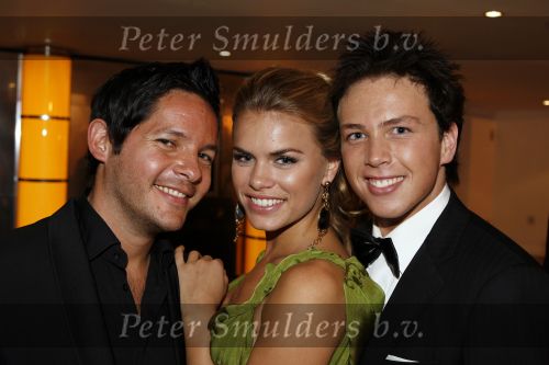 Scheveningen 15 april 2007
Premiere Tarzan in het circus theater. Percy Irausquin met Nicolette v Dam en Jamai Looman