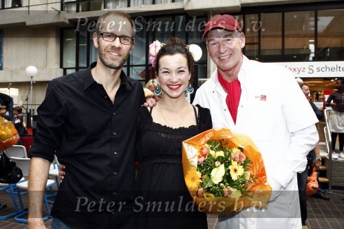 Amsterdam 6 mei 2009
Presentatie cd van Birgit Schuurman en Arthur Umbgrove. Peter Faber praatte alles aan elkaar in het AMC ziekenhuis.
Peter Smulders bv