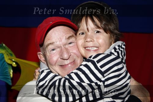 Amsterdam 29 februari 2008
Premiere Circus du soleil.Peter Faber met zijn zoon
Peter Smulders bv
