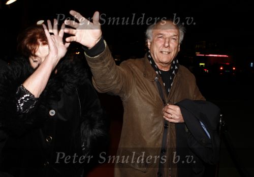 Hilversum 5 maart 2009
Uitreiking van de gouden harpen in studi 21. Peter Koelewijn en zijn vrouw verbergen zich achter handen
Peter Smulders bv