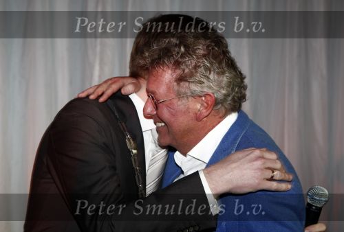 Naarden 30 januari 2009
Jan des Bouvrie krijgt een koninklijke onderscheiding, lintje bij het arsenaal. Jan met burgemeester Peter Rehwinkel
Peter Smulders bv