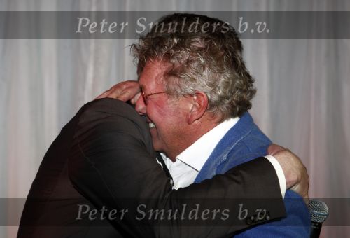 Naarden 30 januari 2009
Jan des Bouvrie krijgt een koninklijke onderscheiding, lintje bij het arsenaal.
Peter Smulders bv