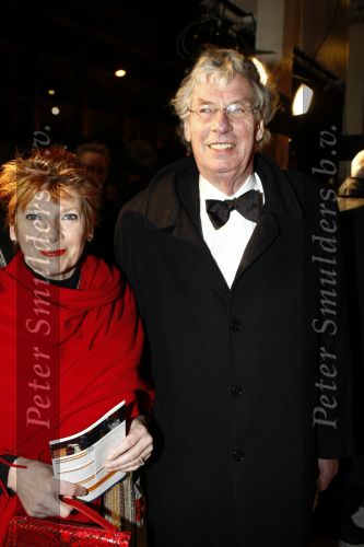 Amsterdam 11 maart 2008
Het boekenbal in de stadsschouwburg van Amsterdam. Peter Verstraaten met vrouw
Peter Smulders bv