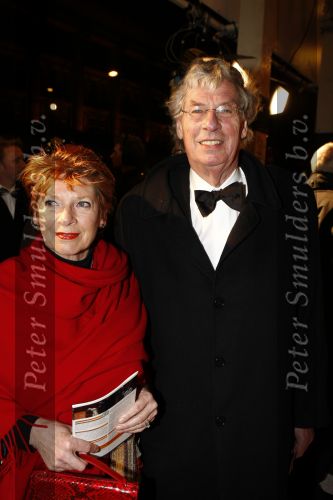 Amsterdam 11 maart 2008
Het boekenbal in de stadsschouwburg van Amsterdam. Peter Verstraaten met vrouw
Peter Smulders bv