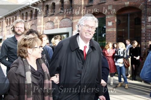Amsterdam 3 mei 2009
Premiere van de laatste dagen van Emma blank in het ketelhuis. Peter v Straaten met zijn vrouw
Peter Smulders bv