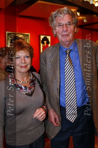 Amsterdam 30 maart 2009
Hommage aan Jenny Arean in de meervaart met verschillende artiesten.
Marc Marie Huijbregts en Loes Luca presenteren het programma. Peter v Straaten met zijn vrouw
Peter Smulders bv