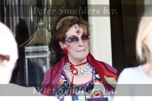 Amsterdam 20 april 2009
Petra Heyboer  Heijboer op terras oip de cornelis schuytstraat.
Peter Smulders bv