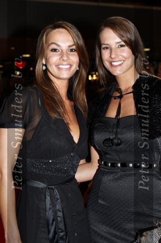 Rotterdam 25 oktober 2007
Premiere Holiday on ice in ahoy. Petra Kagchelland met een vriendin