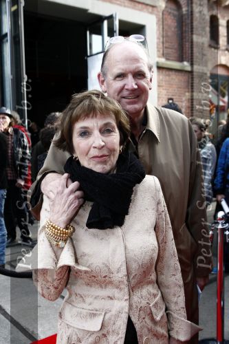 Amsterdam 3 mei 2009
Premiere van de laatste dagen van Emma blank in het ketelhuis. Philip Freriks met zijn vrouw
Peter Smulders bv