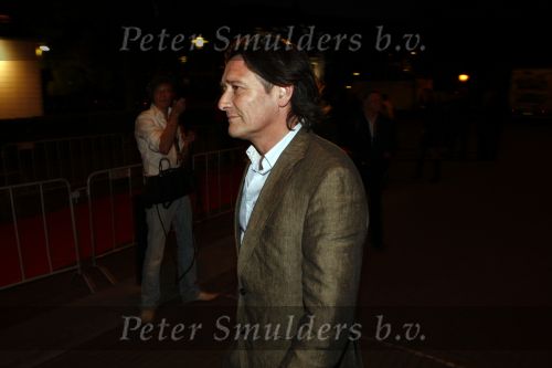 Utrecht 27 september 2008
Premiere Wapen van Geldrop in schouwburg van Utrecht. Thijs Romer is de regisseur. Pierre Bokma met vriendin
Peter Smulders bv