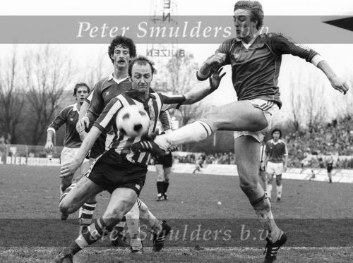 Rotterdam, 1981
Piet Wildschut in duel met David loggy, verder nog Ernie Brandts en Adrie v Kraaij