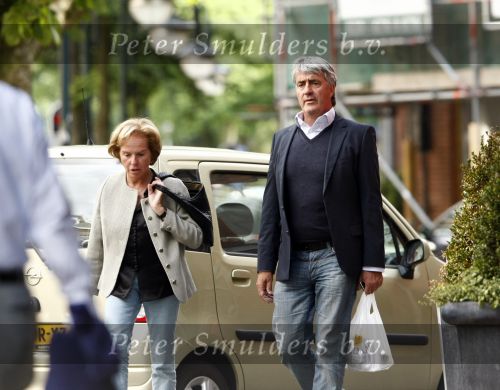 Amsterdam 16 juni 2008
Pieter Storms met zijn vriendin Nina Brink op de Cornelis Schuytstraat.