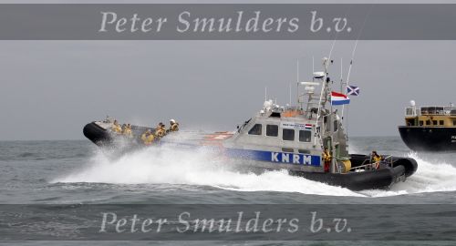 Hoek v Holland 3 november 2007
Pieter v Vollenhoven tijdens make a difference day met reddingsbrigade op boot.