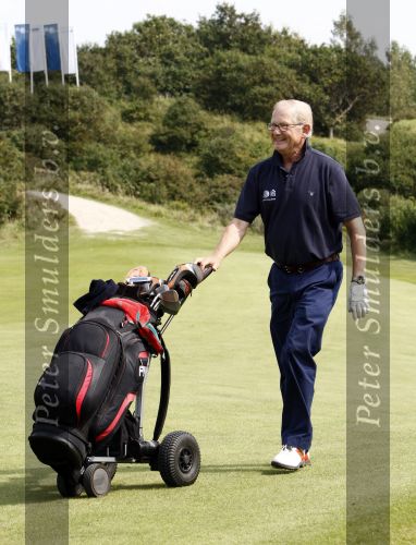 Zandvoort 16 augustus 2008
Pieter v Vollenhoven bij golfwedstrijd van KLM open op de golfbaan in zandvoort. Pieter v Vollenhoven