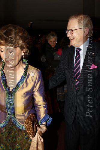 Apeldoorn 19 januari 2008
Prinses Margriet Pieter v Vollenhoven Prins Maurits Prinses Marilene Prins Bernhard jr  een zwangere Prinses Annette Prins Pieter Christiaan Prinses Anita Prins Floris Prinses Aimee Koningin Beatrix Prins Constantijn Prinses Laurentien Prins Friso Prinses Maebel Wisse Smit Prins Carlos en Prinses carolien bij voorstelling in Theater tbv vefrjaardag prinses Margriet.