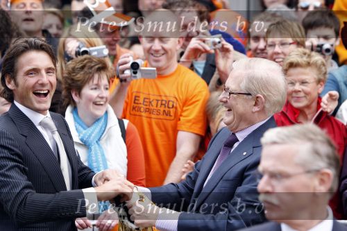 Makkum en Franeker30 april 2008
Koninginnedag 2008 met Koningin Beatrix Prins Willem Alexander Friso Constantijn Maurits Floris Pieter Christiaan Pieter v Vollenhoven en de prinsessen Maxima Laurentien Mabel Aimee Anita Margriet en Marilene.
Peter Smulders bv