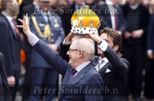 Makkum en Franeker30 april 2008
Koninginnedag 2008 met Koningin Beatrix Prins Willem Alexander Friso Constantijn Maurits Floris Pieter Christiaan Pieter v Vollenhoven en de prinsessen Maxima Laurentien Mabel Aimee Anita Margriet en Marilene.
Peter Smulders bv