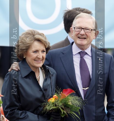 Makkum en Franeker30 april 2008
Koninginnedag 2008 met Koningin Beatrix Prins Willem Alexander Friso Constantijn Maurits Floris Pieter Christiaan Pieter v Vollenhoven en de prinsessen Maxima Laurentien Mabel Aimee Anita Margriet en Marilene.
Peter Smulders bv