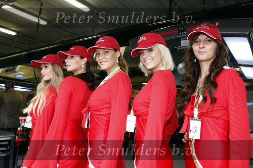 Spa 7 september 2008
Formule 1 Grand Prix van Spa Francochamps. Pitspoezen
Peter Smulders bv