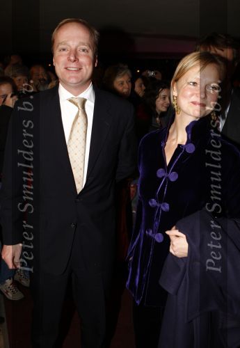 Apeldoorn 19 januari 2008
Prinses Margriet Pieter v Vollenhoven Prins Maurits Prinses Marilene Prins Bernhard jr  een zwangere Prinses Annette Prins Pieter Christiaan Prinses Anita Prins Floris Prinses Aimee Koningin Beatrix Prins Constantijn Prinses Laurentien Prins Friso Prinses Maebel Wisse Smit Prins Carlos en Prinses carolien bij voorstelling in Theater tbv vefrjaardag prinses Margriet.