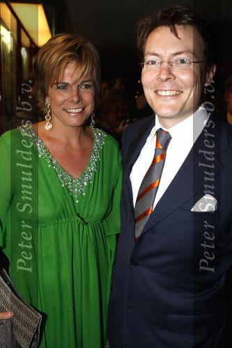 Apeldoorn 19 januari 2008
Prinses Margriet Pieter v Vollenhoven Prins Maurits Prinses Marilene Prins Bernhard jr  een zwangere Prinses Annette Prins Pieter Christiaan Prinses Anita Prins Floris Prinses Aimee Koningin Beatrix Prins Constantijn Prinses Laurentien Prins Friso Prinses Maebel Wisse Smit Prins Carlos en Prinses carolien bij voorstelling in Theater tbv vefrjaardag prinses Margriet.