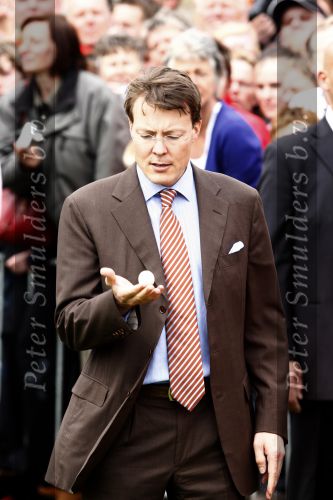 Makkum en Franeker30 april 2008
Koninginnedag 2008 met Koningin Beatrix Prins Willem Alexander Friso Constantijn Maurits Floris Pieter Christiaan Pieter v Vollenhoven en de prinsessen Maxima Laurentien Mabel Aimee Anita Margriet en Marilene.
Peter Smulders bv