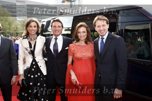 Utrecht 28 april 2009
Pieter v Vollenhoven viert zijn 70e verjaardag in het Beatrix theater in Utrecht. Prins Maurits Prinses Marilene Prins Floris Prinses Aimee zwanger Tjalling ten Cate en Prinses Annette
Peter Smulders bv