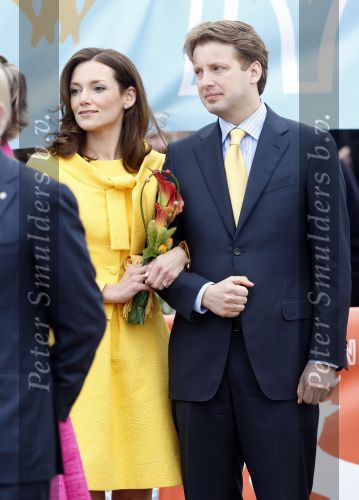 Makkum en Franeker30 april 2008
Koninginnedag 2008 met Koningin Beatrix Prins Willem Alexander Friso Constantijn Maurits Floris Pieter Christiaan Pieter v Vollenhoven en de prinsessen Maxima Laurentien Mabel Aimee Anita Margriet en Marilene.
Peter Smulders bv
