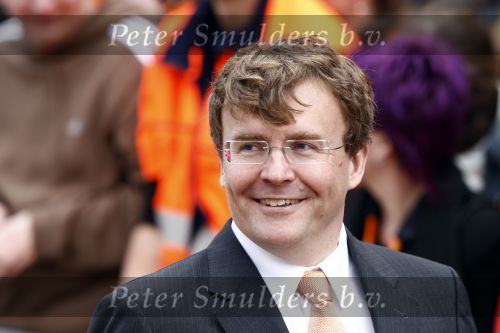 Makkum en Franeker30 april 2008
Koninginnedag 2008 met Koningin Beatrix Prins Willem Alexander Friso Constantijn Maurits Floris Pieter Christiaan Pieter v Vollenhoven en de prinsessen Maxima Laurentien Mabel Aimee Anita Margriet en Marilene.
Peter Smulders bv