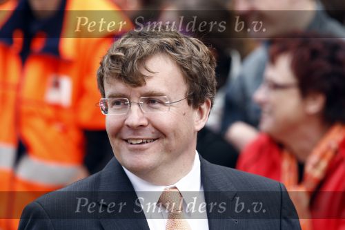 Makkum en Franeker30 april 2008
Koninginnedag 2008 met Koningin Beatrix Prins Willem Alexander Friso Constantijn Maurits Floris Pieter Christiaan Pieter v Vollenhoven en de prinsessen Maxima Laurentien Mabel Aimee Anita Margriet en Marilene.
Peter Smulders bv