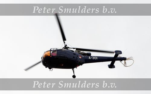 Makkum en Franeker30 april 2008
Koninginnedag 2008 met Koningin Beatrix Prins Willem Alexander Friso Constantijn Maurits Floris Pieter Christiaan Pieter v Vollenhoven en de prinsessen Maxima Laurentien Mabel Aimee Anita Margriet en Marilene. Laurentien en Friso in helicopter
Peter Smulders bv