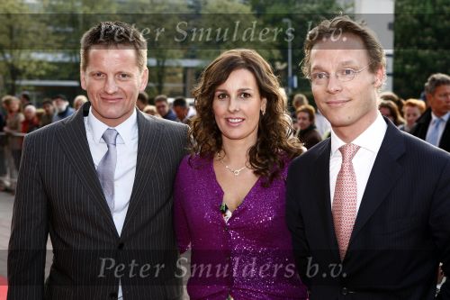 Utrecht 28 april 2009
Pieter v Vollenhoven viert zijn 70e verjaardag in het Beatrix theater in Utrecht. Prins Jaime Prins Pieter Christiaan en Prinses Anita
Peter Smulders bv