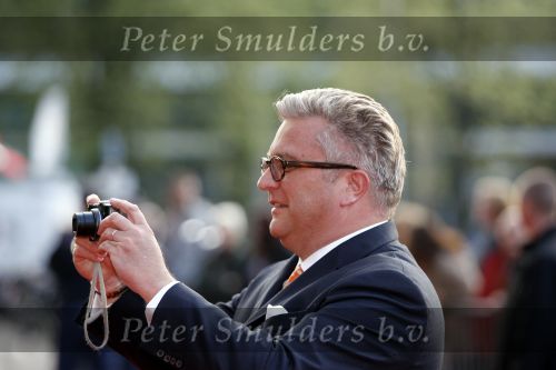 Utrecht 28 april 2009
Pieter v Vollenhoven viert zijn 70e verjaardag in het Beatrix theater in Utrecht. Prins Laurent van Belgie
Peter Smulders bv