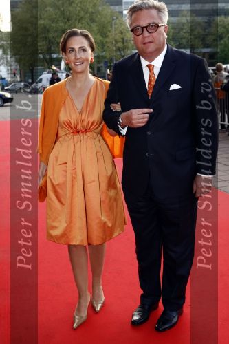 Utrecht 28 april 2009
Pieter v Vollenhoven viert zijn 70e verjaardag in het Beatrix theater in Utrecht. Prinses Laurent van belgie met zijn vrouw Prinses Claire
Peter Smulders bv