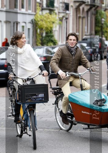 Amsterdam 3 november 2007
Prins Maurits en Prinses Marilene bij La Luz voor Make a Different day. Ze kwamen met de bakfiets.