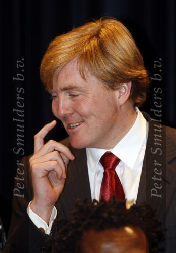 Amsterdam  12 december 2007
Uitreiking prins Claus prijzen in het muziekcentrum aan het ij. Orinses Maxima Laurentien Mabel Koningin Beatrix Prins Willem Alexander Friso en Constantijn zijn daarbij aanwezig.