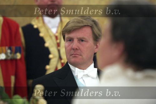 Den Haag 21 april 2009
Staatsbezoek van Koning Carl Gustav en koningin Silvia aan Nederland. Prinses Maxima Koningin Beatrix Prins Willem Alexander Pieter v Vollenhoven en prinses Margriet.
Peter Smulders bv