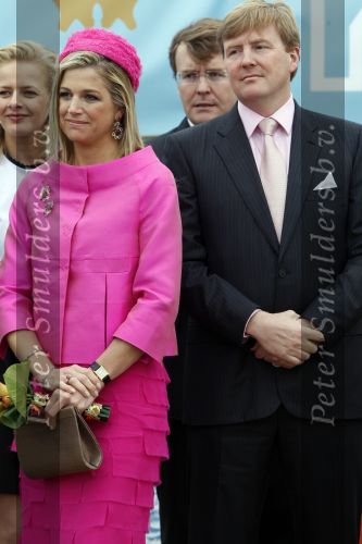 Makkum en Franeker30 april 2008
Koninginnedag 2008 met Koningin Beatrix Prins Willem Alexander Friso Constantijn Maurits Floris Pieter Christiaan Pieter v Vollenhoven en de prinsessen Maxima Laurentien Mabel Aimee Anita Margriet en Marilene.
Peter Smulders bv